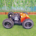 Radio Controlled Wheeled Lawn Mower (VTW550-90) With Tubeless Tires - Image 4